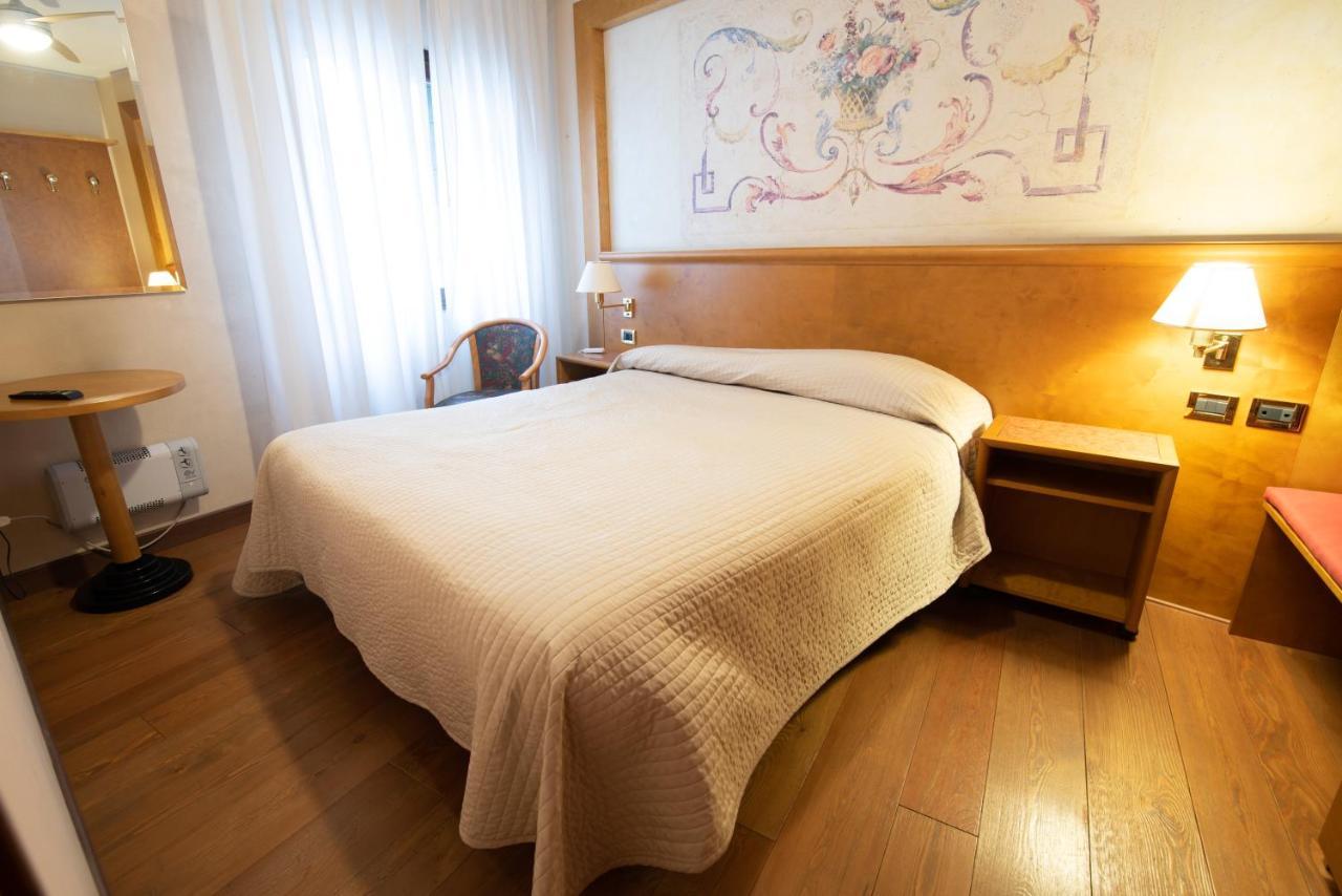 Residence La Fenice Padova Exterior photo